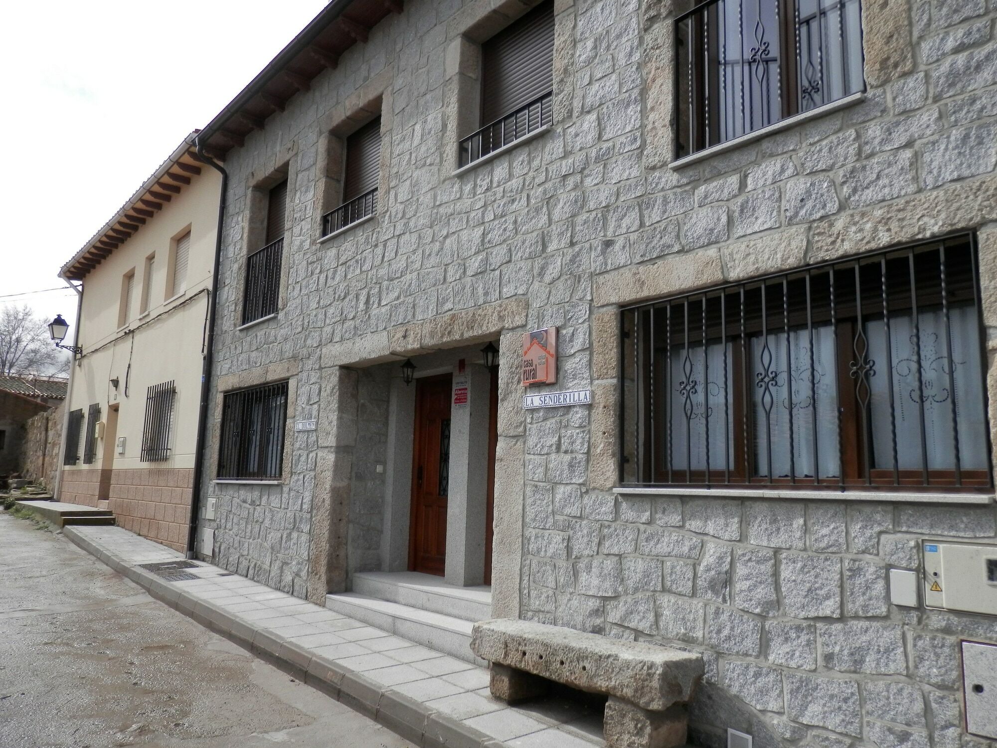 Casa Rural El Dolmen Bernuy-Salinero Exterior foto
